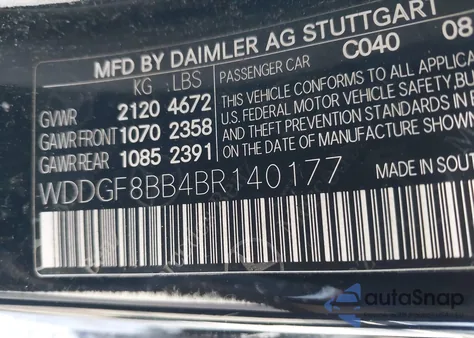 2011 Mercedes-Benz C 300 Luxury 4Matic/Sport 4Matic из США, поврежденный, VIN WDDGF8BB4BR140177